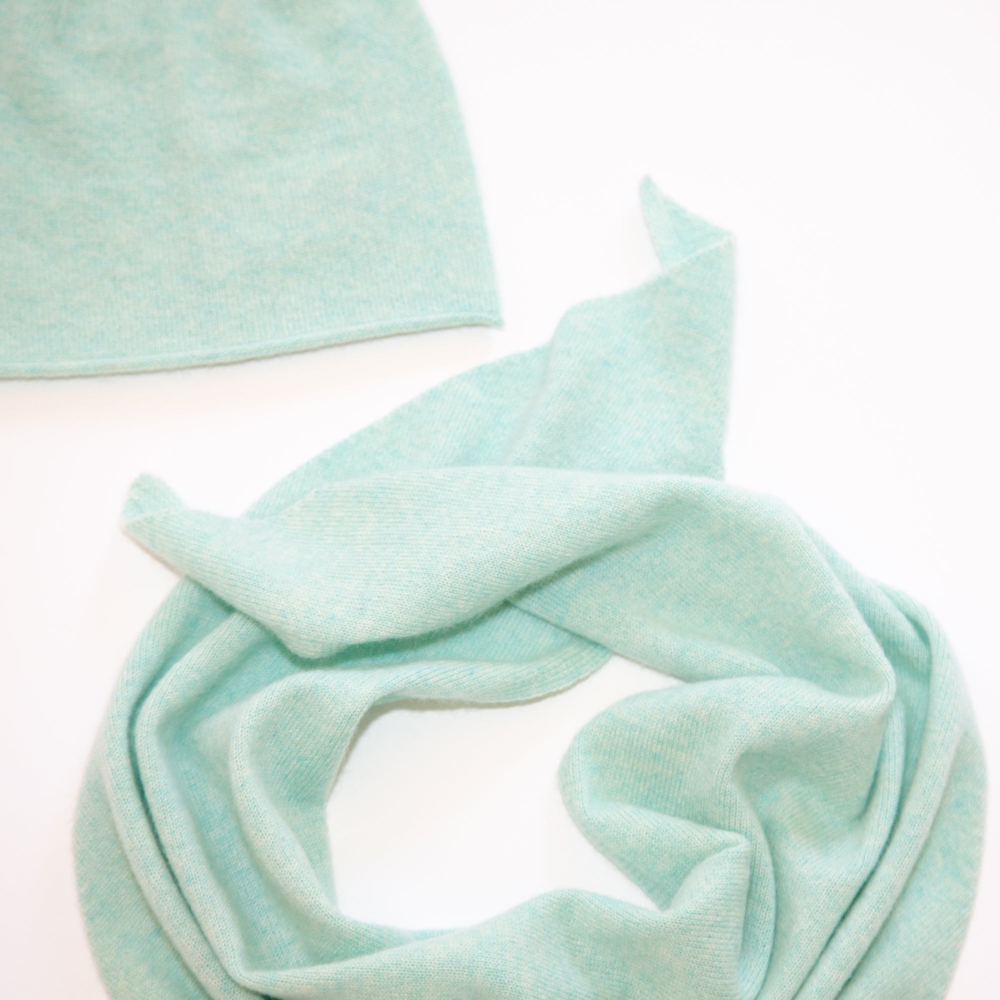 Triangular scarf KIM