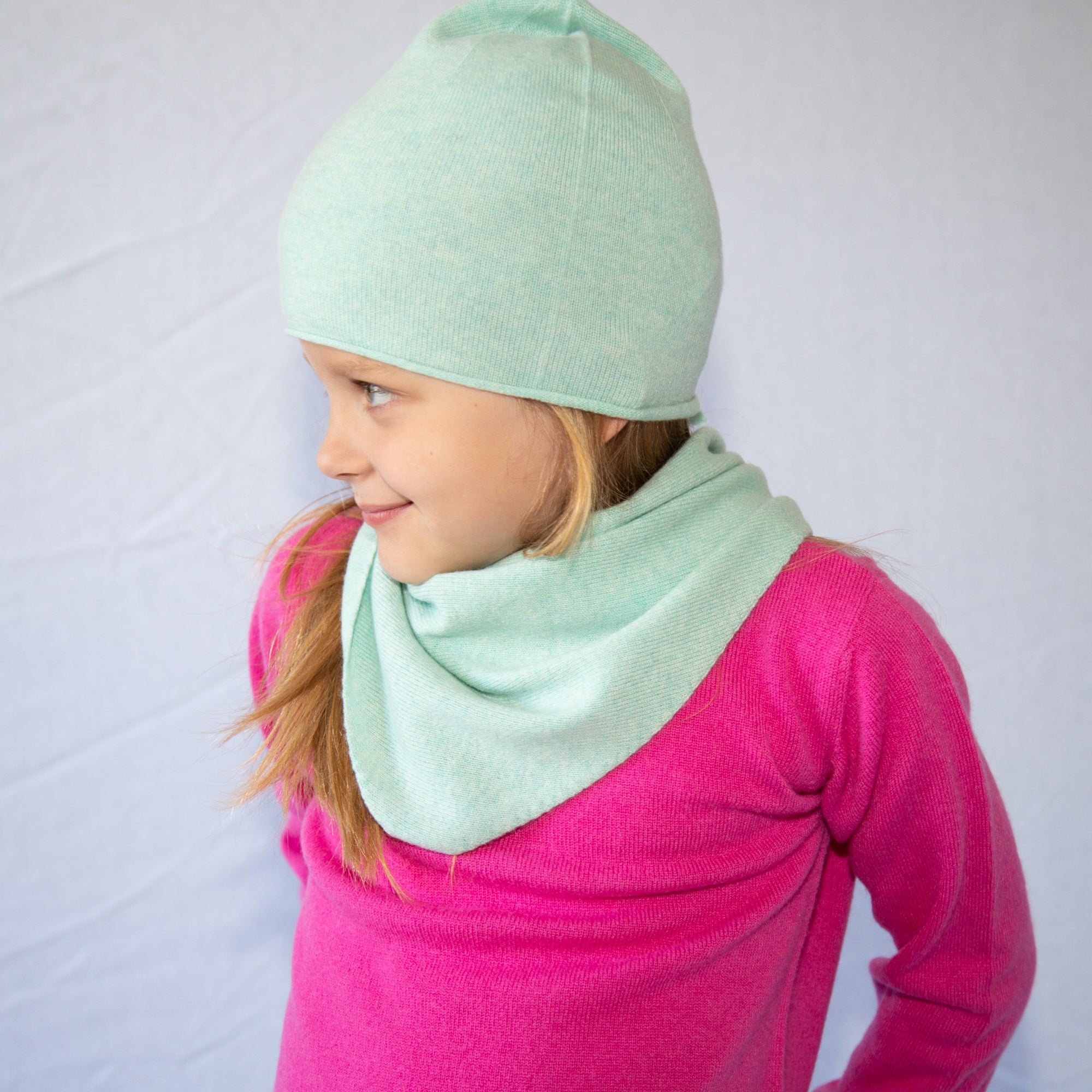 Triangular scarf KIM