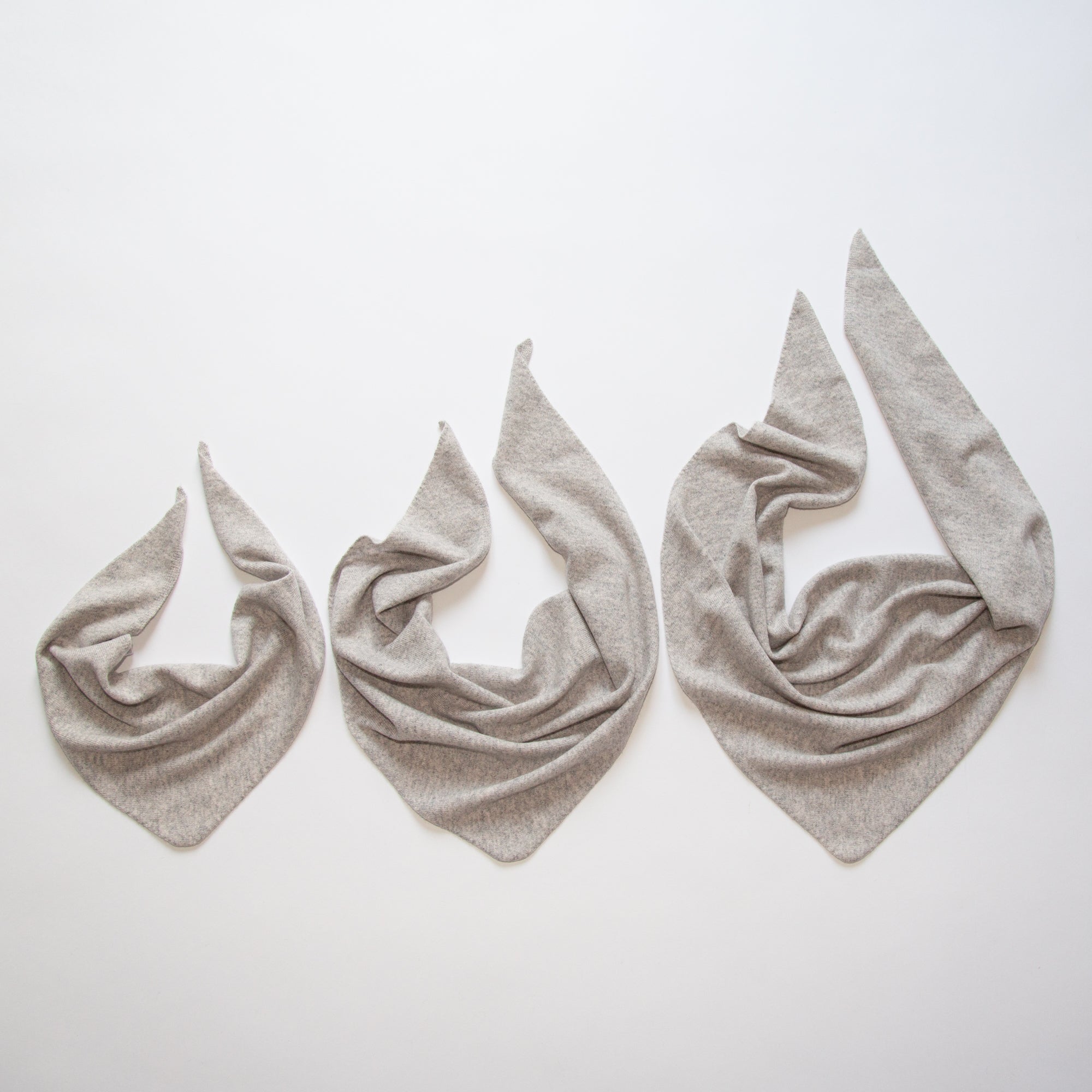 Triangular scarf KIM