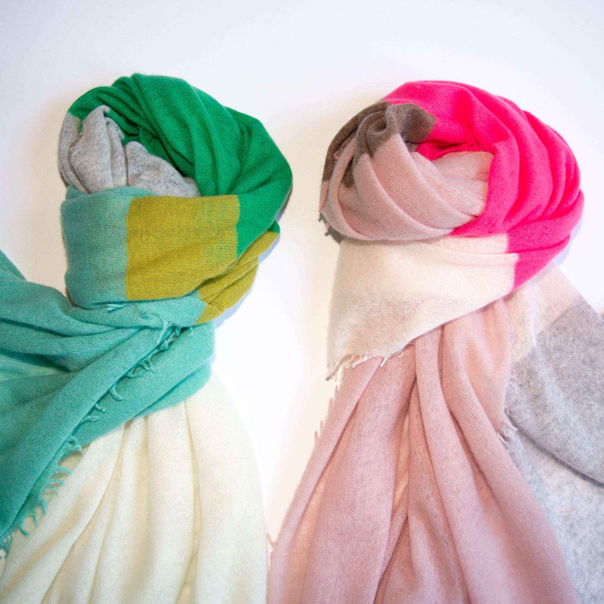 Schal CAMILLE mit Colourblock