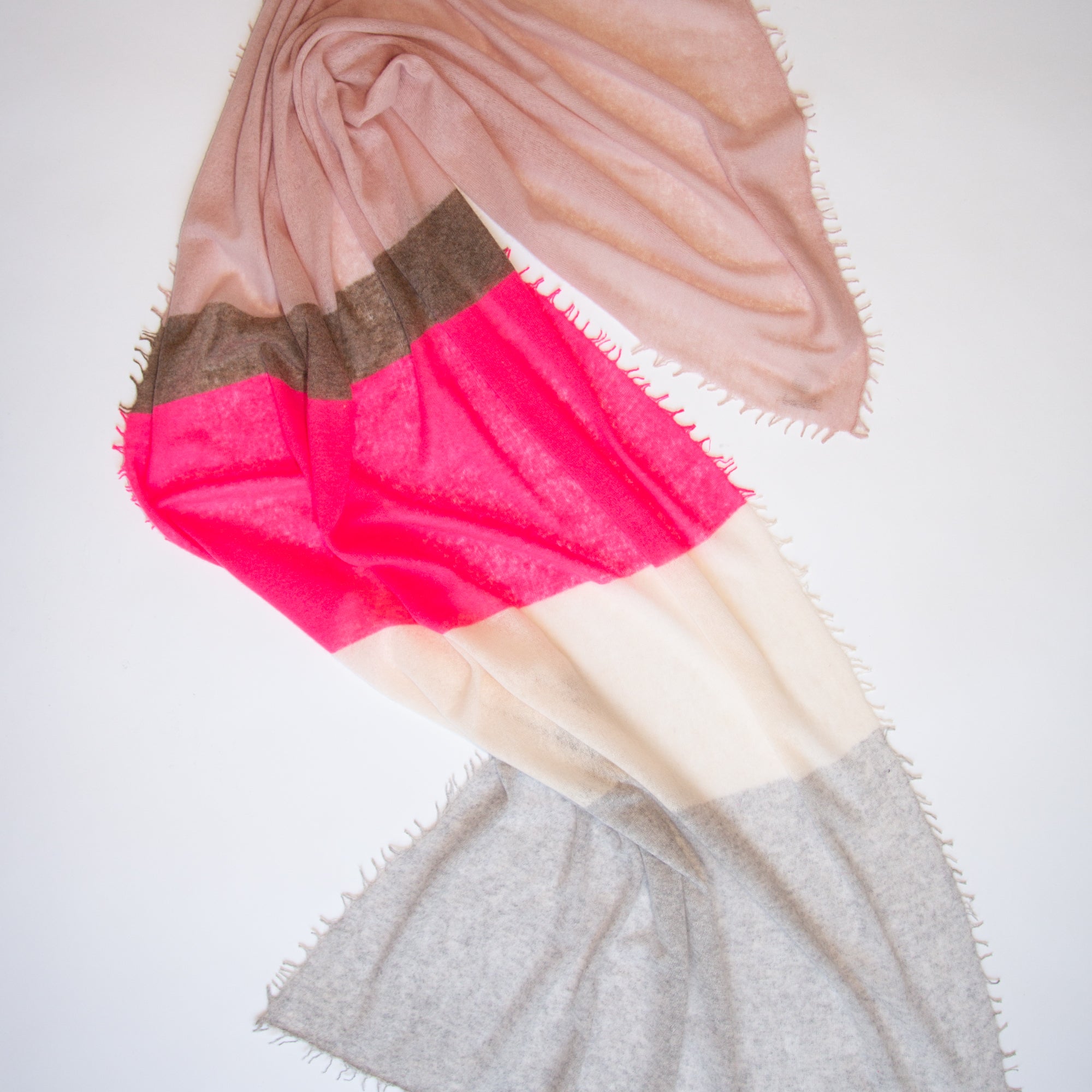 Schal CAMILLE mit Colourblock