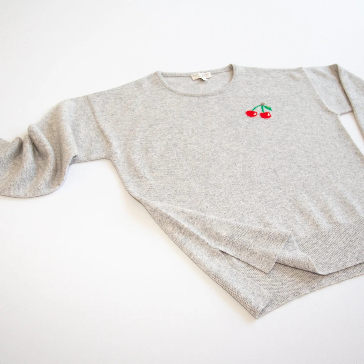 Sweater CHERRY X