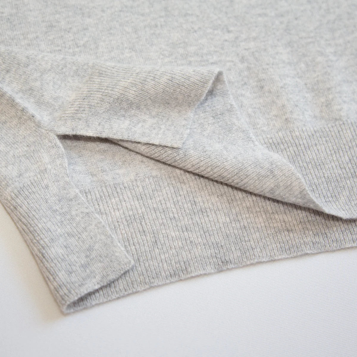 Sweater CHERRY X
