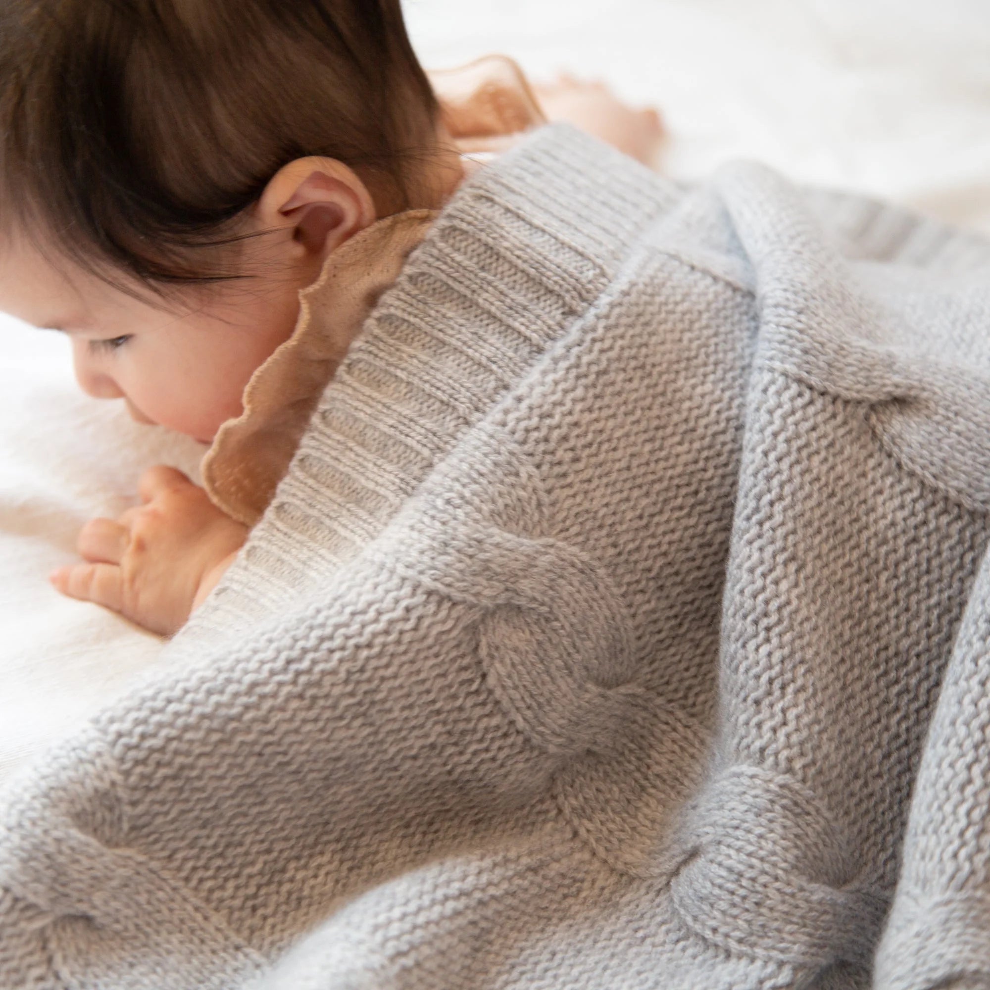Kaschmir Babydecke JULES mit Zopfmuster