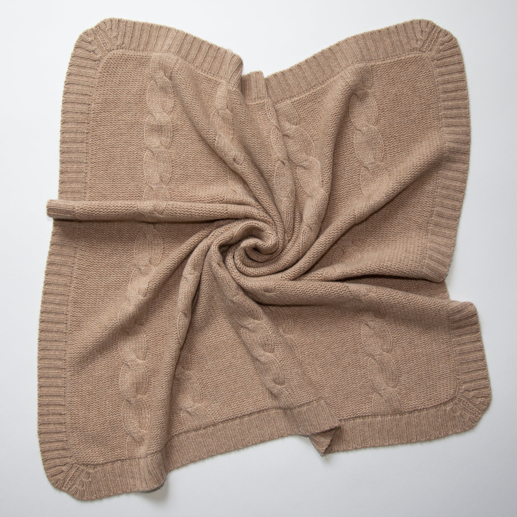 Babydecke JULES mit Zopfmuster