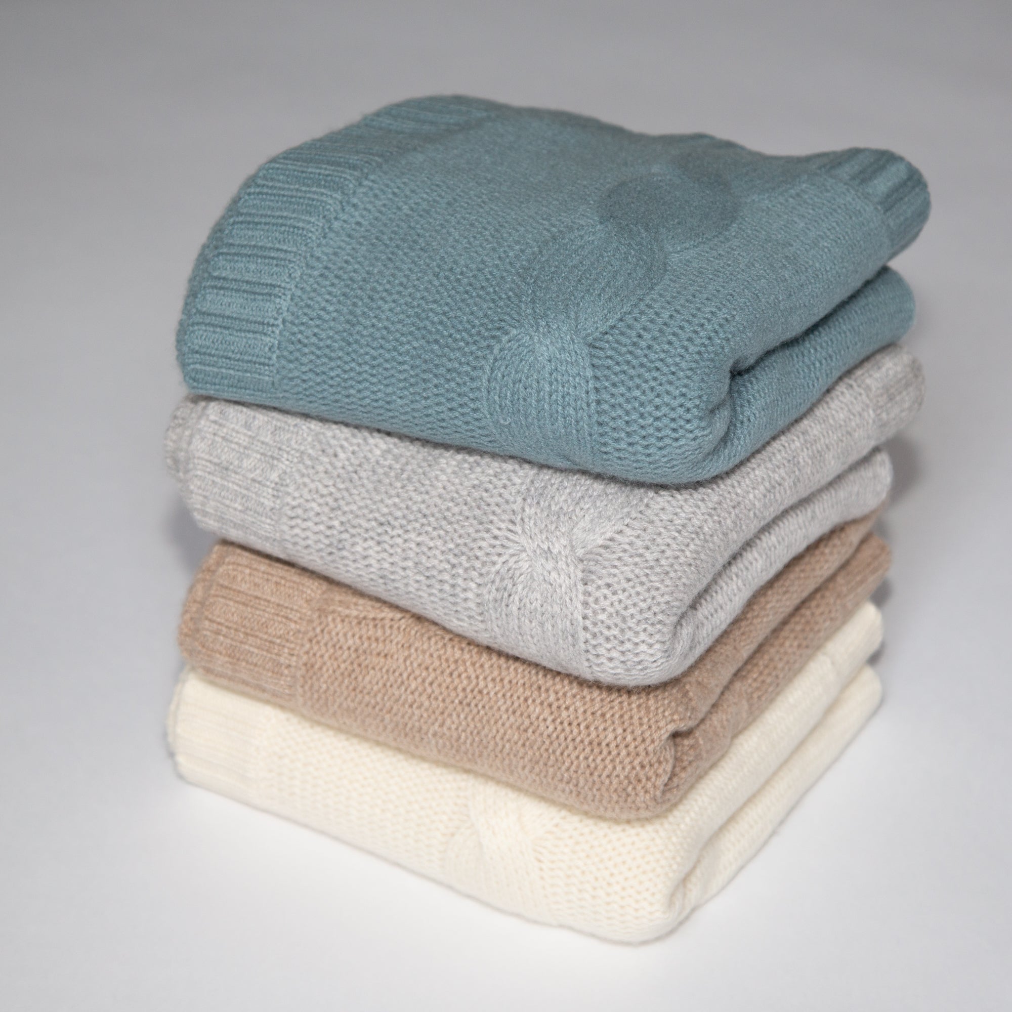 Babydecke JULES mit Zopfmuster