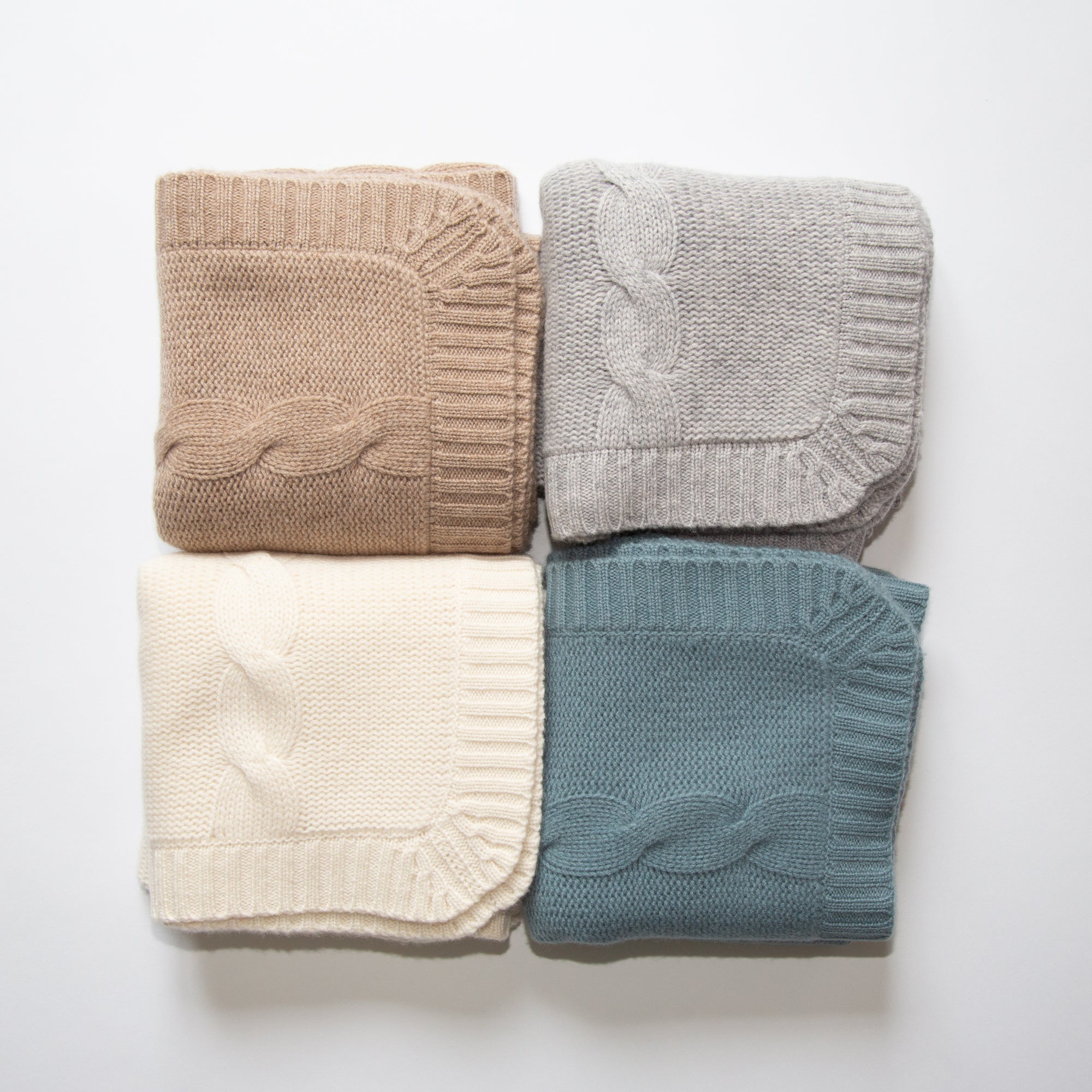 Babydecke JULES mit Zopfmuster