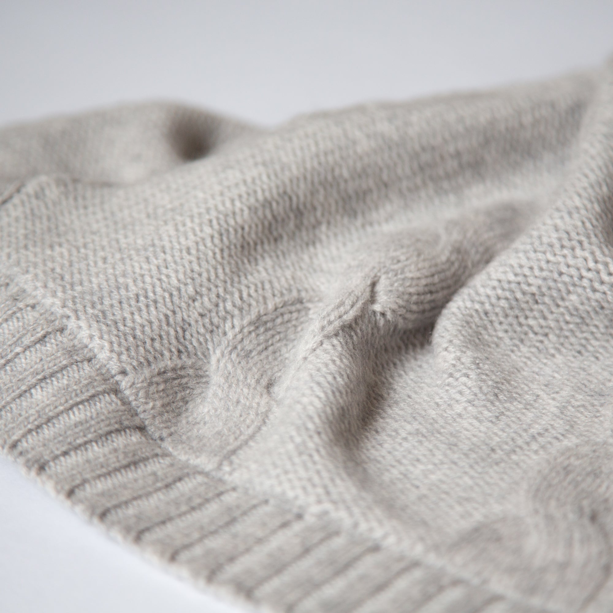 Babydecke JULES mit Zopfmuster