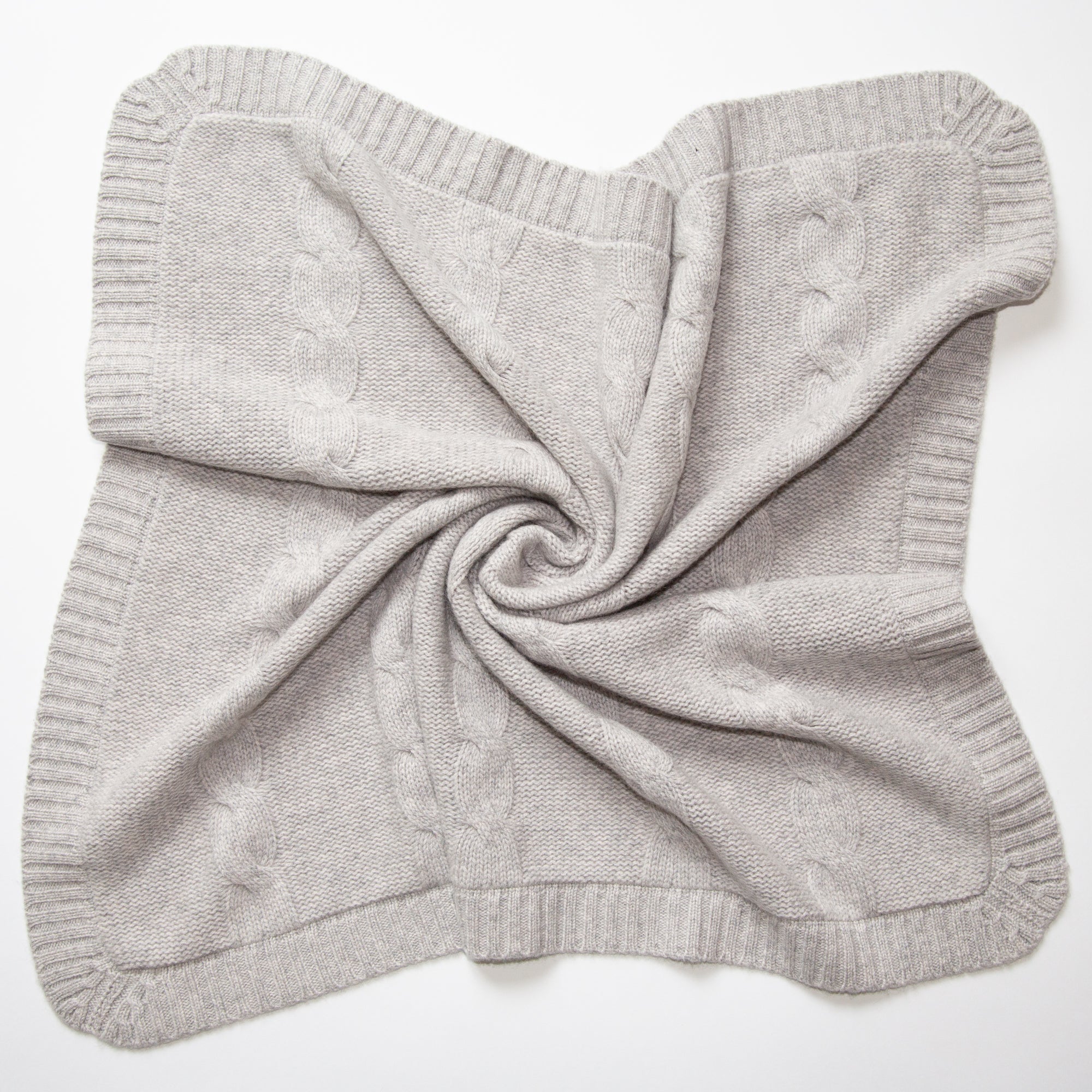 Babydecke JULES mit Zopfmuster