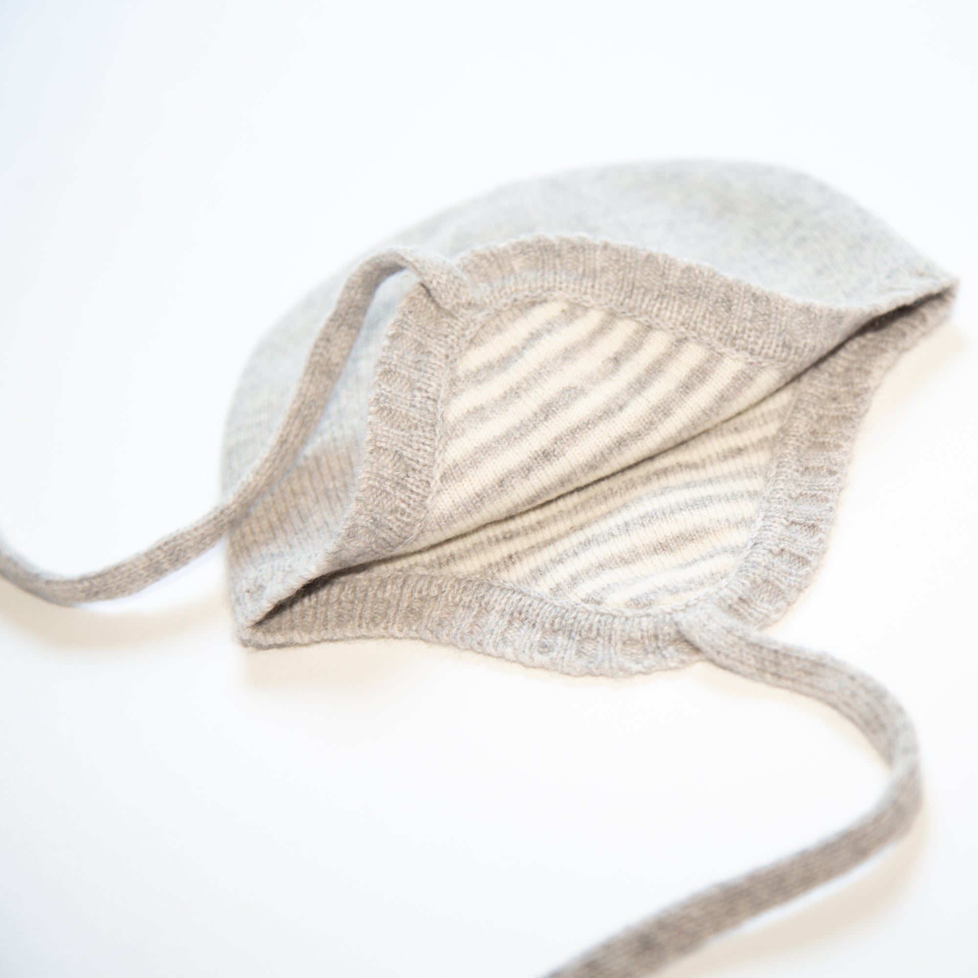 Babymütze JANNE zum Binden