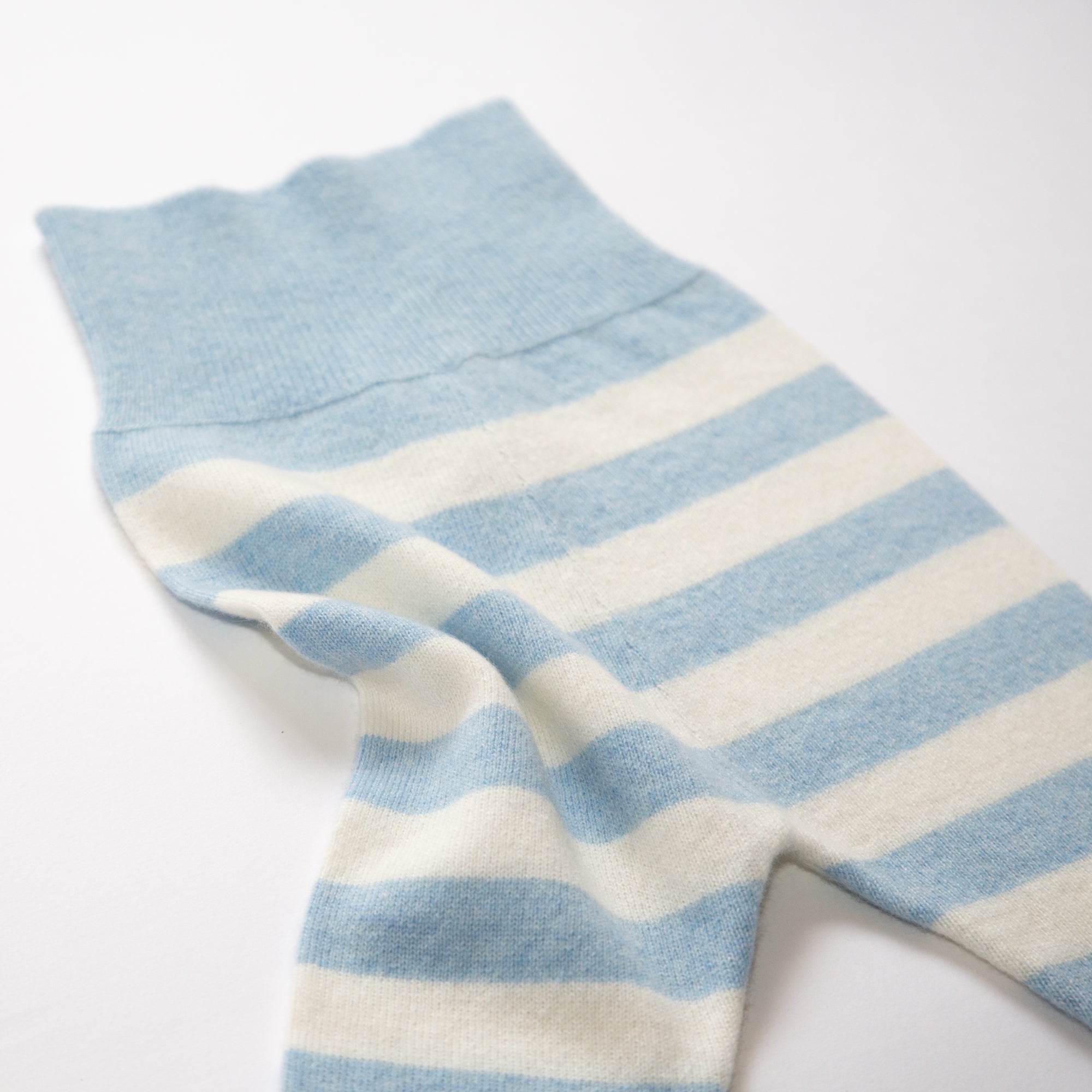 Kaschmir-Babyhose BOBBY mit Streifen