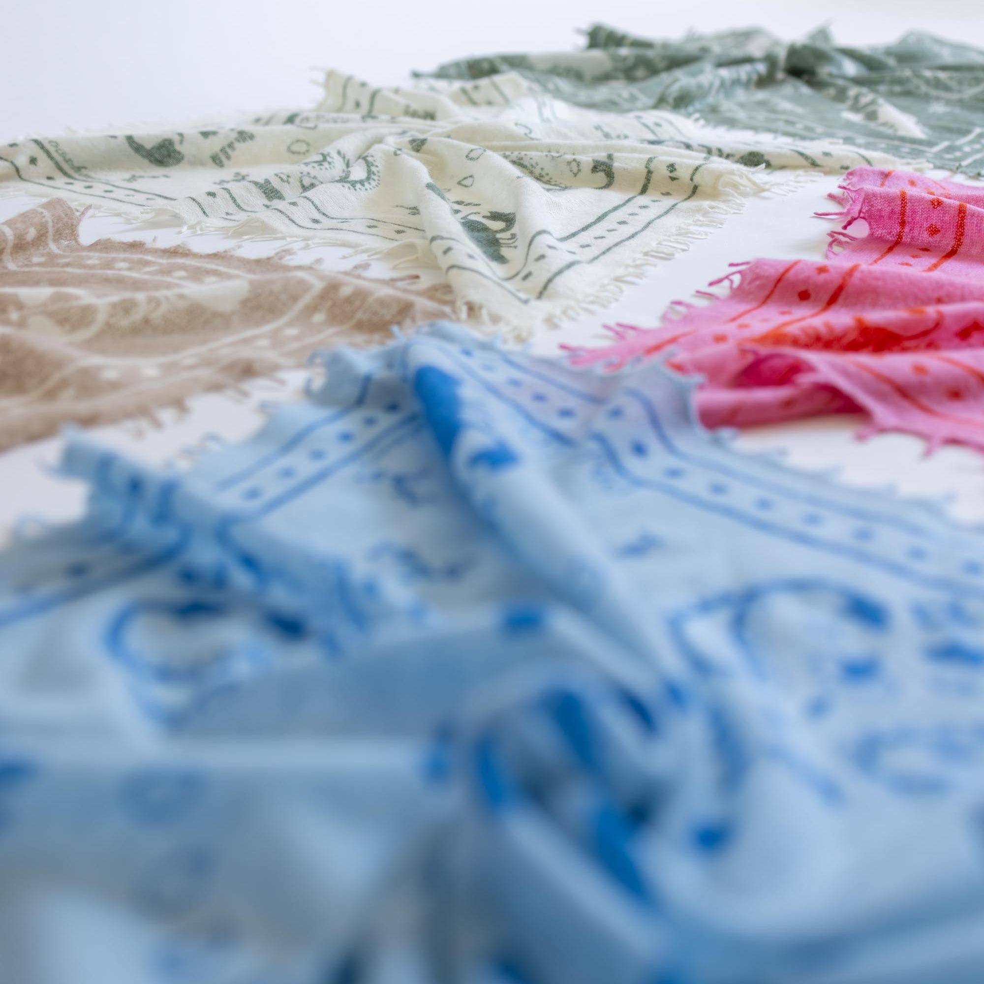 Schal CAMILLE Paisley small