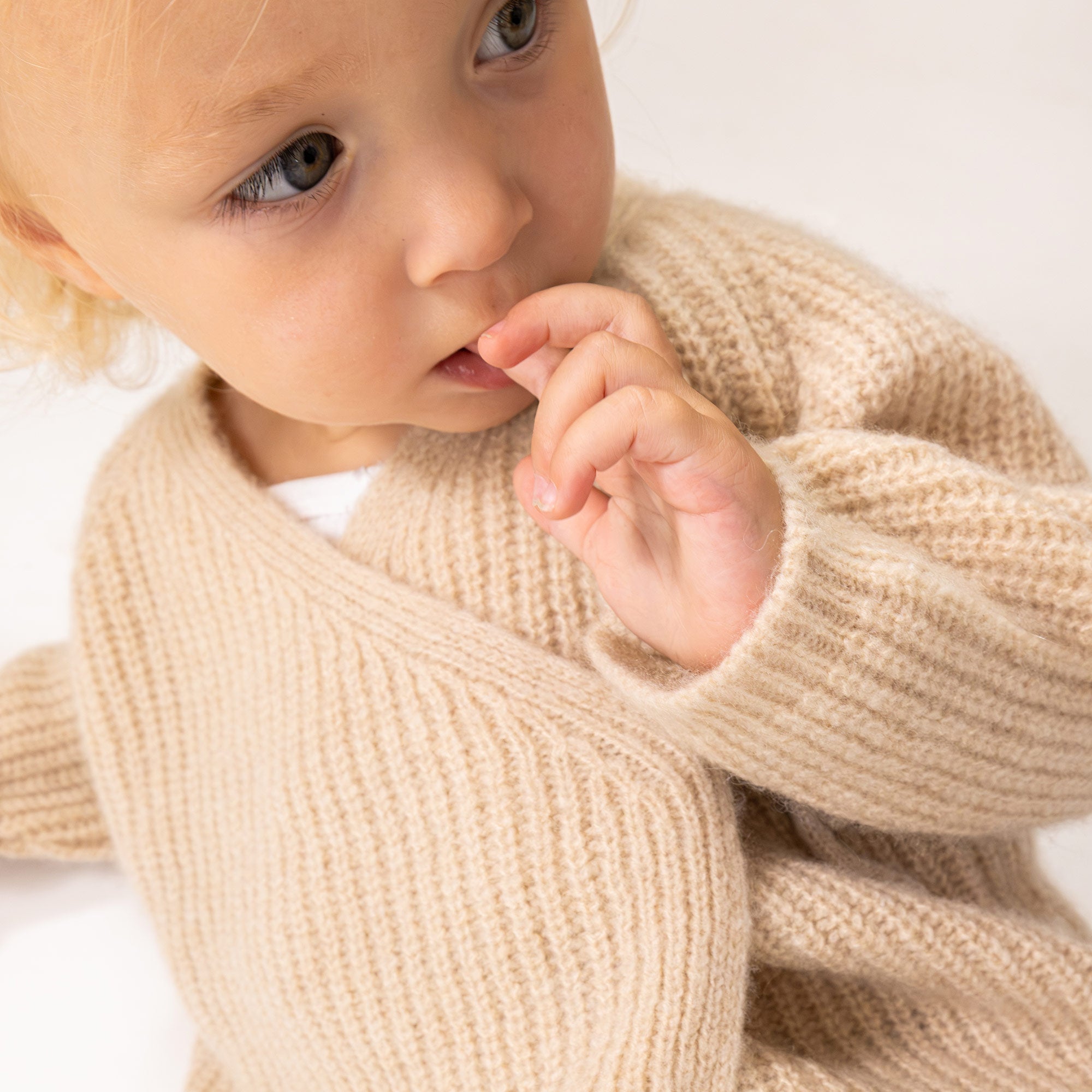 Cardigan COSI