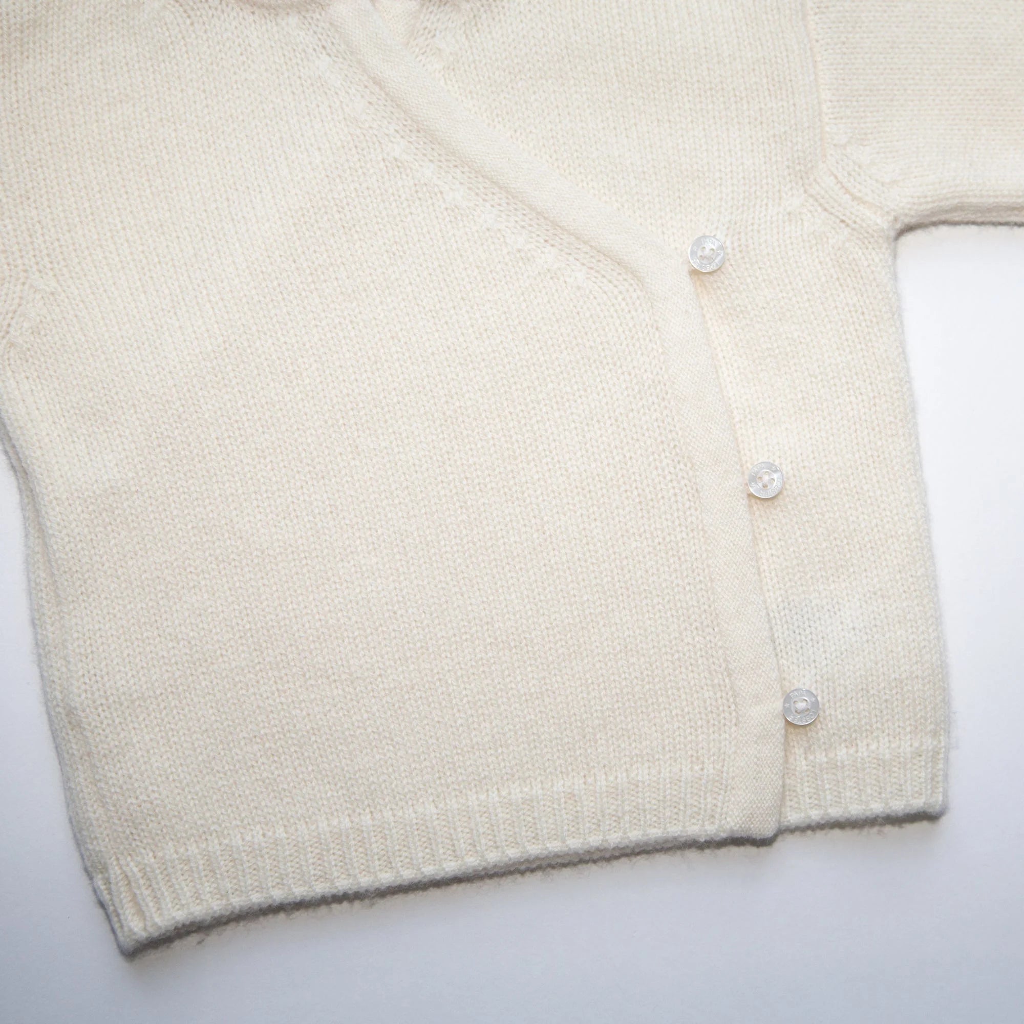 Cardigan Cache-Coeur TOMTE