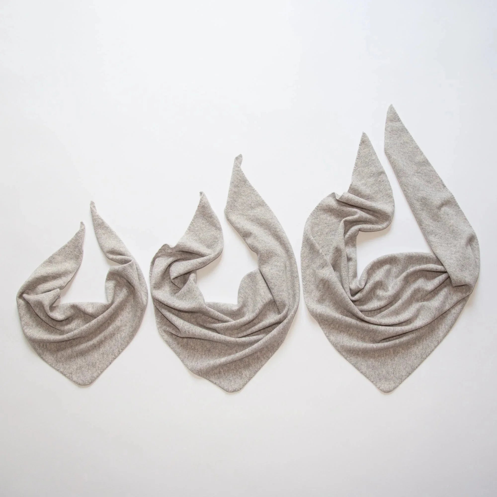 Triangular scarf KIM
