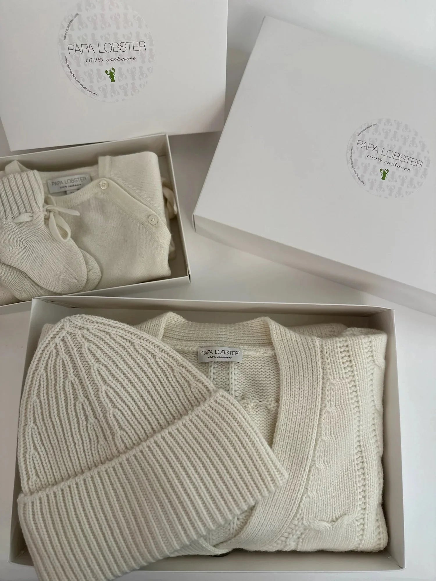 Gift box for cashmere clothing